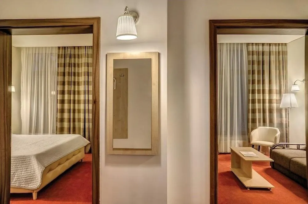 Capitol Hotel Бухарест Румыния