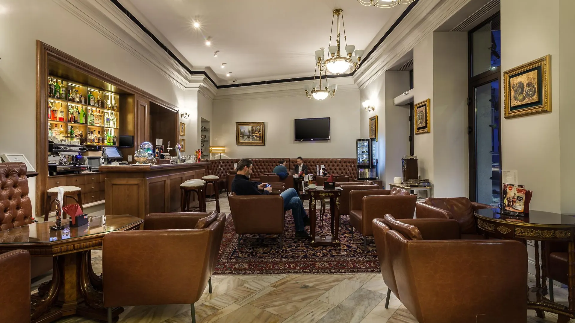 Capitol Hotel Бухарест Румыния