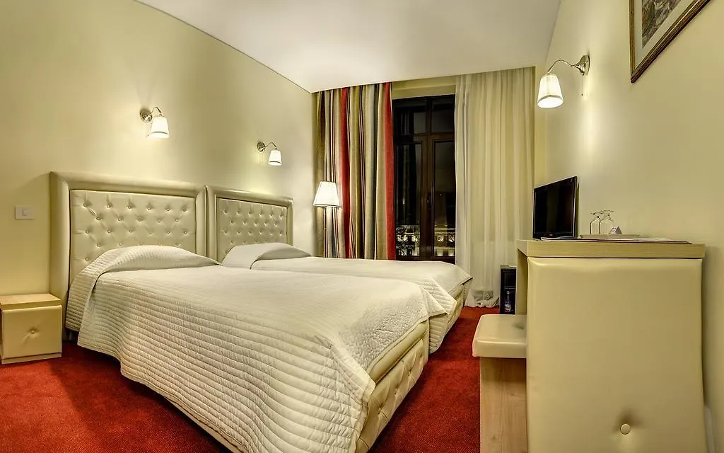 Capitol Hotel Boekarest