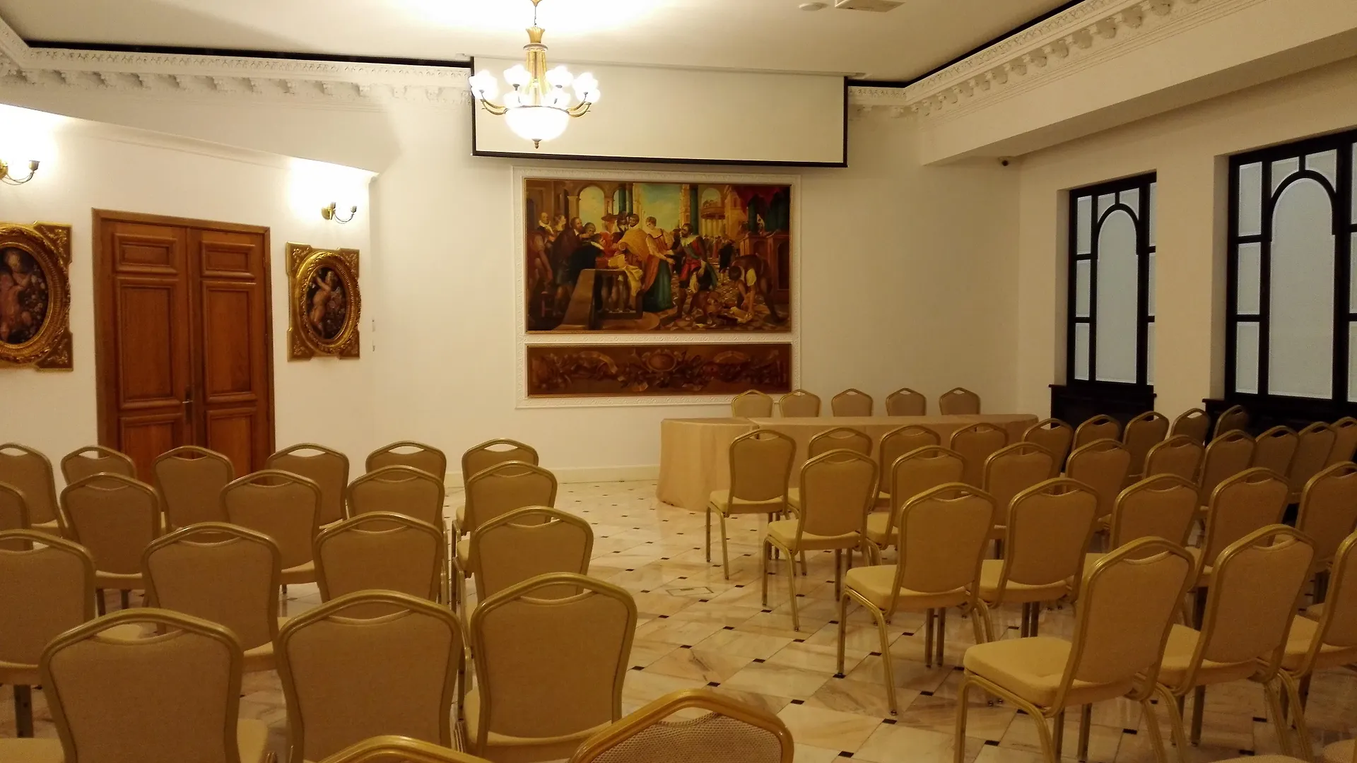 Capitol Hotel Boekarest